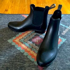 J Crew mercantile rubber rain boots, ankle height, black